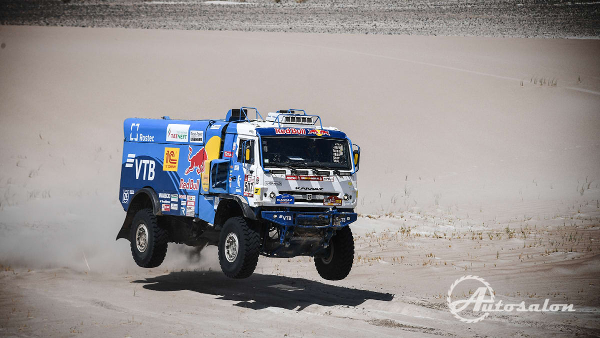 Továrnímu týmu Kamaz Masters hrozí zákaz startu na dalším Dakaru.