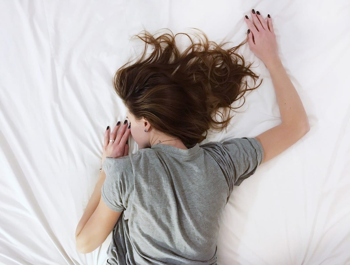 Spánek jako zdroj energie, ale zároveň hrozba nakažení?