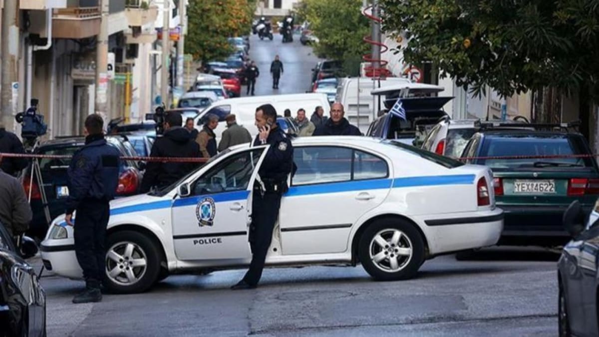 Zásah athénské policie (foto newbeezer)