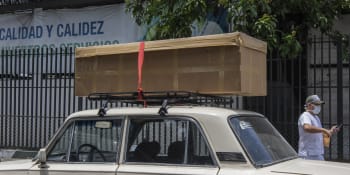 Mrtví zůstávají na ulicích. Ekvádor kvůli koronaviru čelí kolapsu zdravotnictví