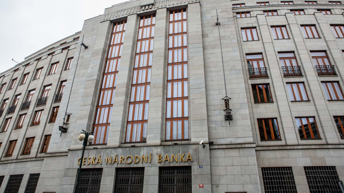 Česká národní banka si svou nezávislost uchová.