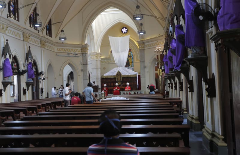 On-line mše z katolického kostela na Srí Lance, kde platí úplný zákaz vycházení
