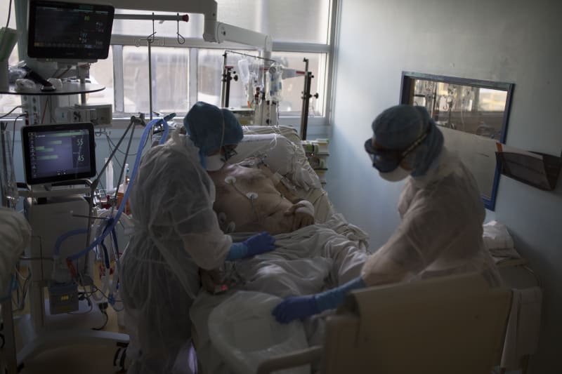 Fotografie z jednotky intenzivní péče v nemocnici ve francouzském městě Arles