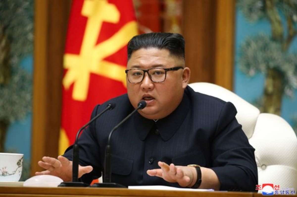 Kim Čong-un při svém posledním veřejném vystoupení 12. dubna 2020.