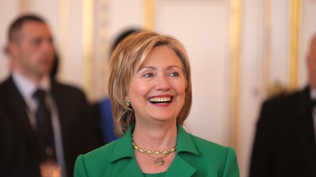 Hilary Clintonová je někdejší první dáma Spojených států a bývalá ministryně zahraničí.