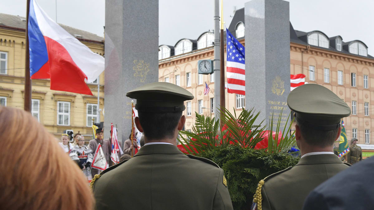 Pomník Díky, Ameriko! je pro Plzeň významnou historickou připomínkou konce druhé světové války.