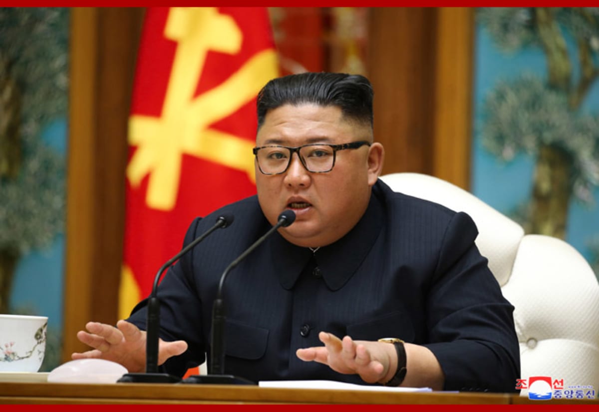Kim Čong-un při svém posledním dubnovém veřejném vystoupení 11. dubna
