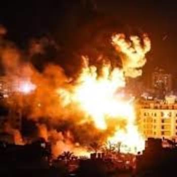 Izrael zaútočil na cíle Hamásu v Pásmu Gazy po raketovém útoku.