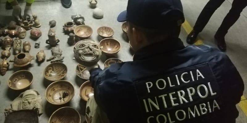 Kolumbijští policisté objevili v Bogotě 242 uměleckých předmětů.
