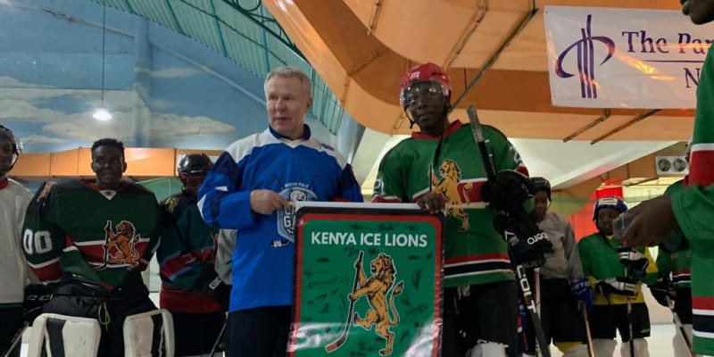 Projekt Fetisova proti klimatickým změnám Poslední hra, ve kterém účinkoval i hokejový tým Keni
