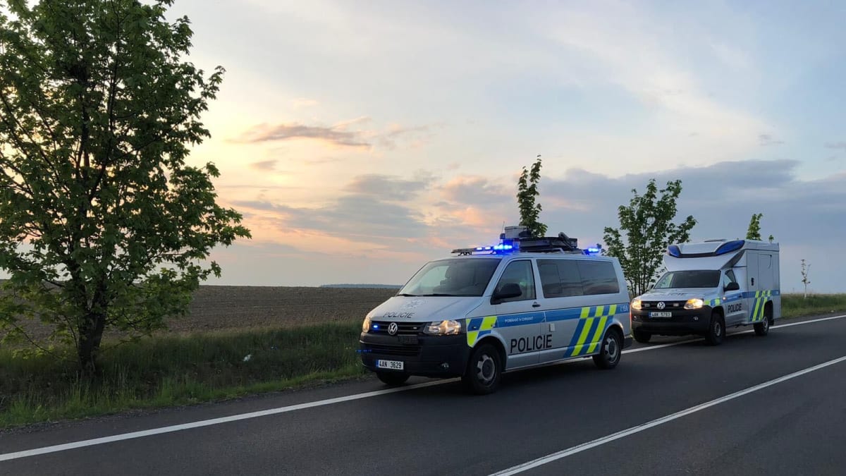 Silnice z Plzně na Domažlice je kvůli nehodě do 22:00 uzavřená (ilustrační foto)