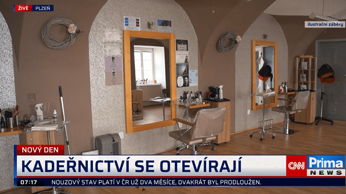 Plzeňské kadeřnictví otevřelo po více jak dvou měsících