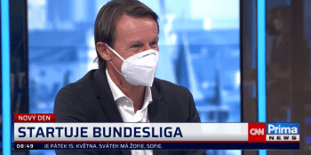 Trenér Straka o obnovení Bundesligy: Budou trpět, divák k fotbalu patří