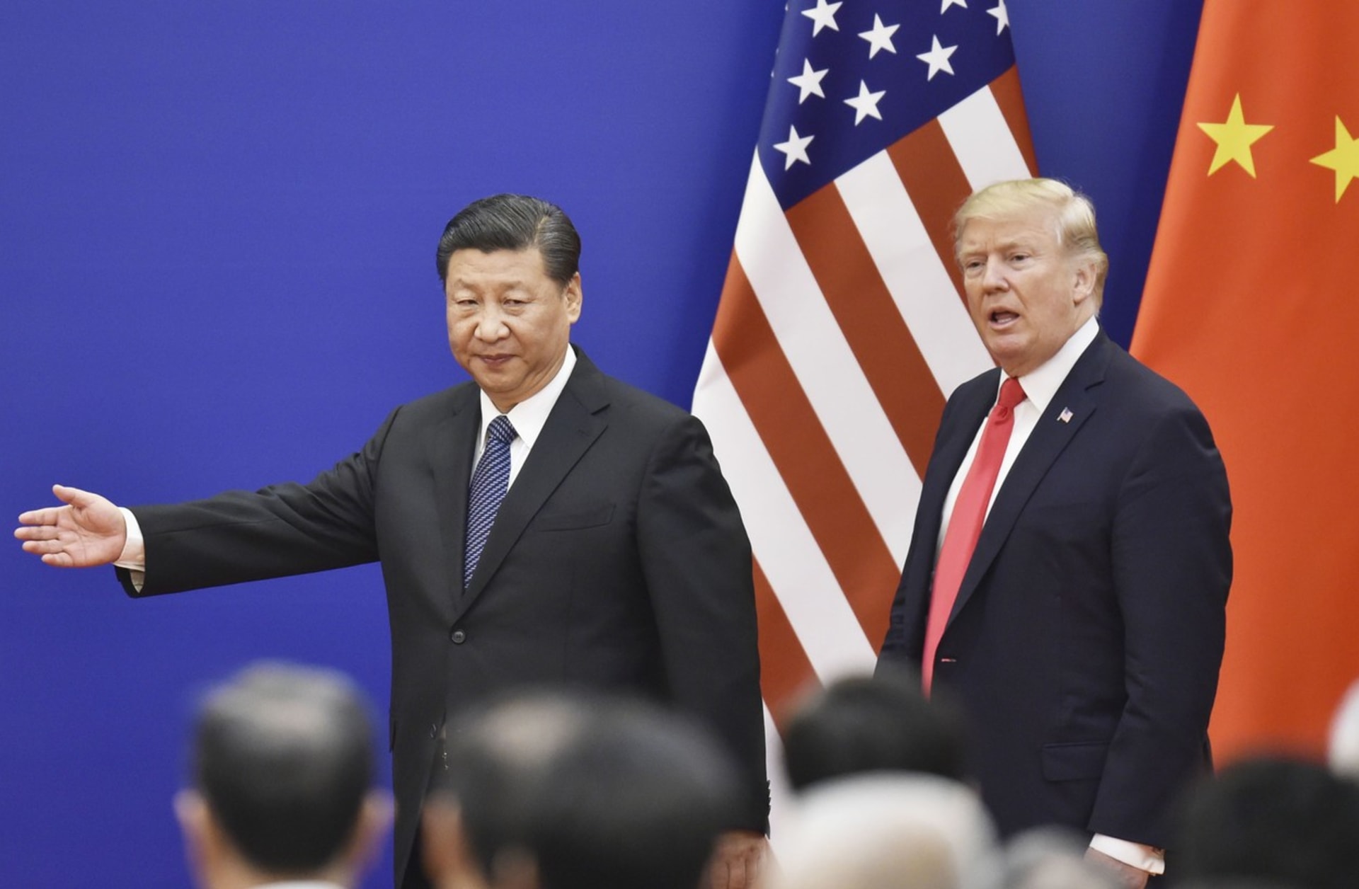 Americko-čínské obchodní vztahy jsou důležité pro celý svět. Si Ťin-pching a Donald Trump.