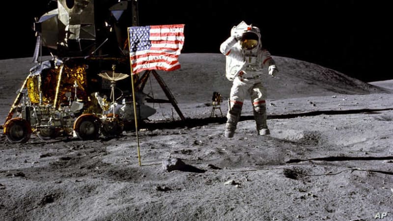 Budoucí astronauti by mohli na Měsíci vyrábět cement pomocí vlastní moči. Vědci už pokusně udělali první test. Zdroj: Science Direct