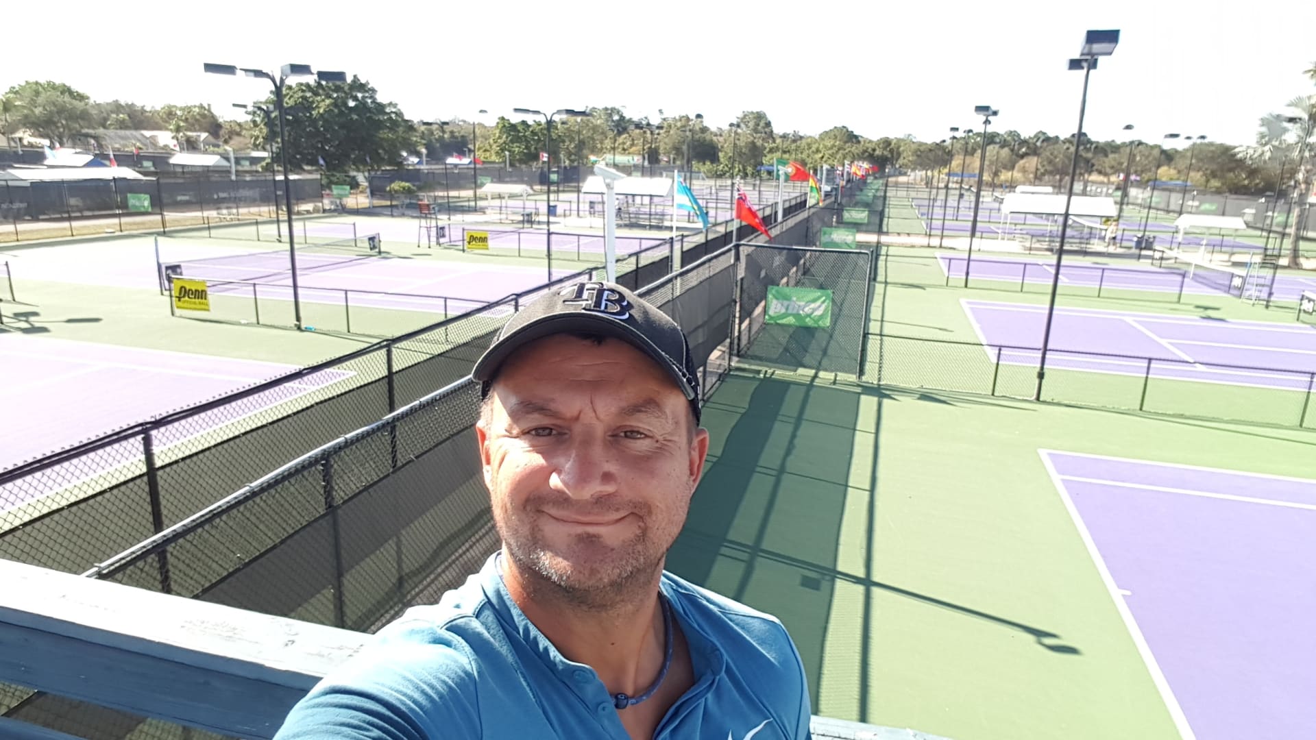 Petr Zoul v jednom z amerických tenisových areálů.