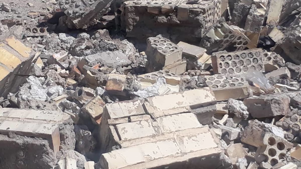 Zemětřesení v Íránu si vyžádalo nejméně šest obětí