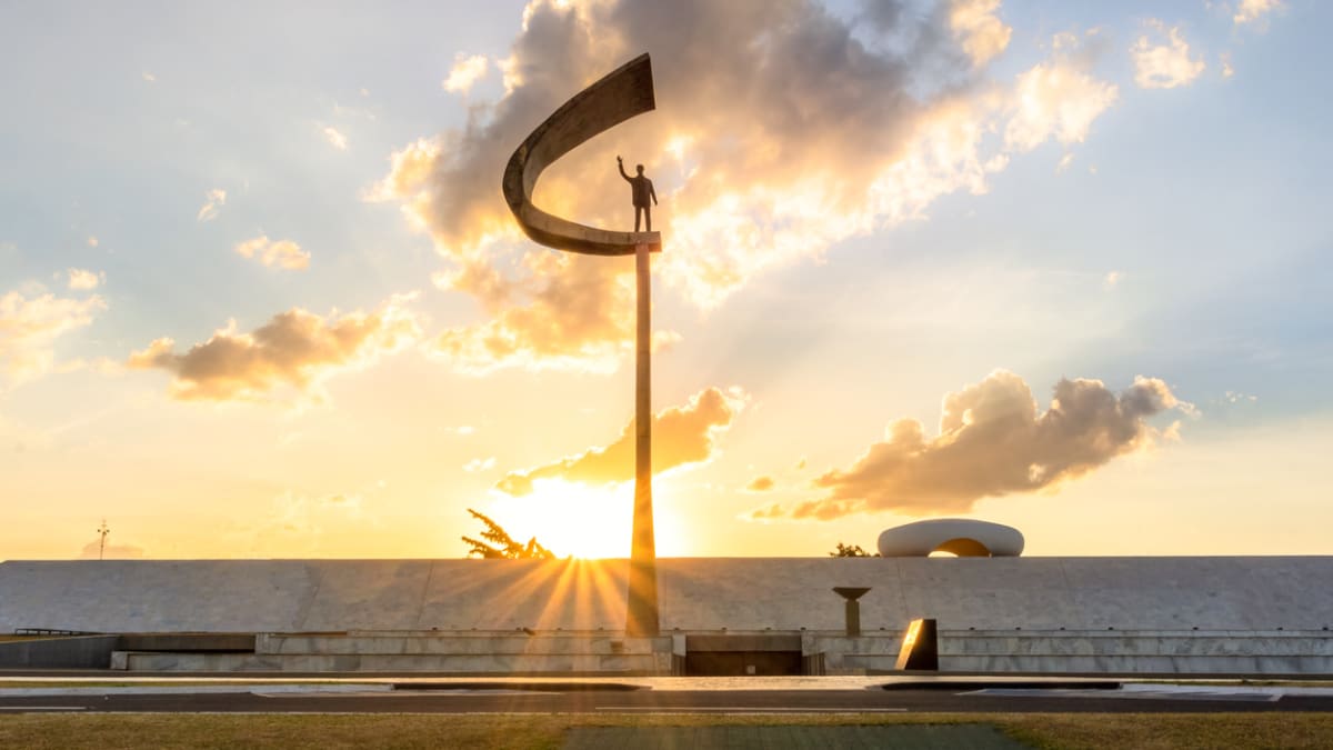 Oscar Niemeyer projektoval i památník Juscelina Kubitscheka otevřený v roce 1981