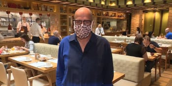 Pohlreich o protikuřáckém zákonu: Přišel opožděně, restauracím neuškodil