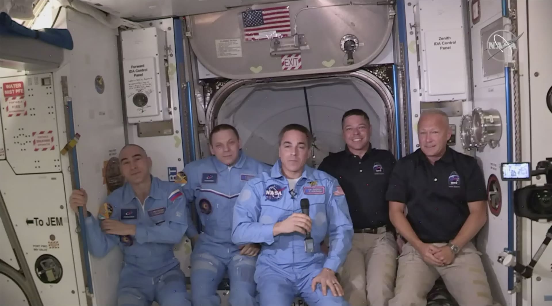 Setkání astronautů
