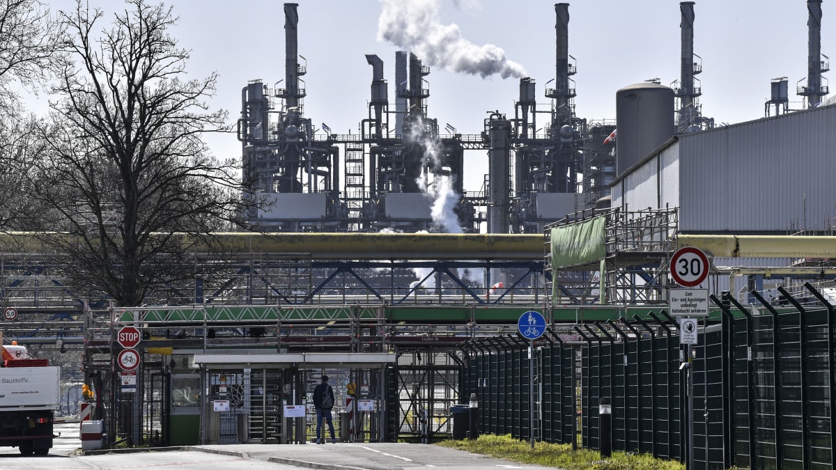Chemická továrna v německém Gelsenkirchenu (ilustrační snímek)