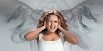 První pomoc při bolestech hlavy a migrénách: zdánlivé maličkosti i jednoduché cviky