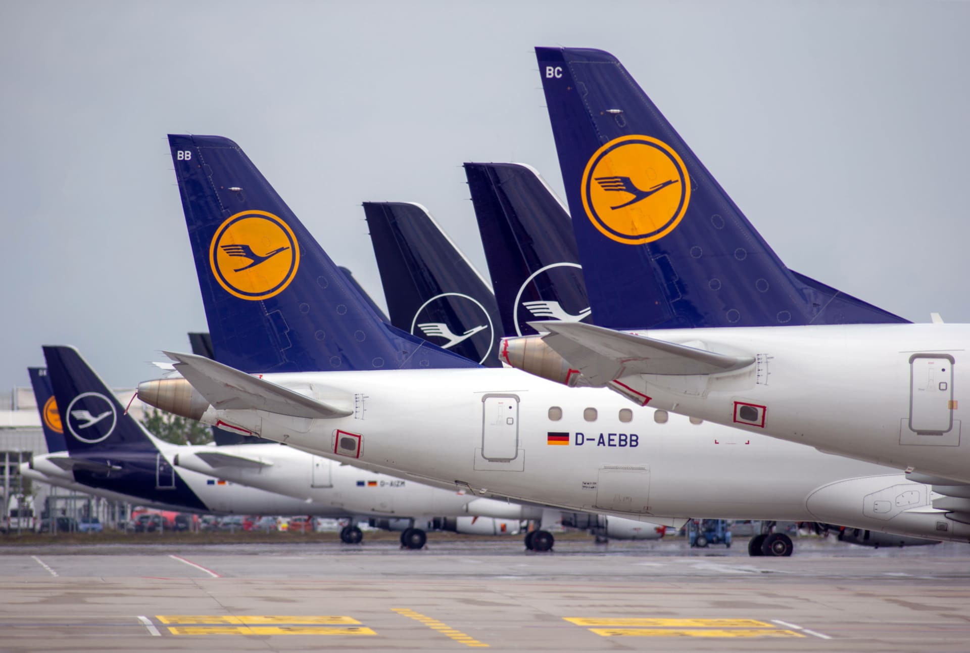 Německá Lufthansa získá od státu devět miliard eur. Vláda v ní získá dvacet procent akcií