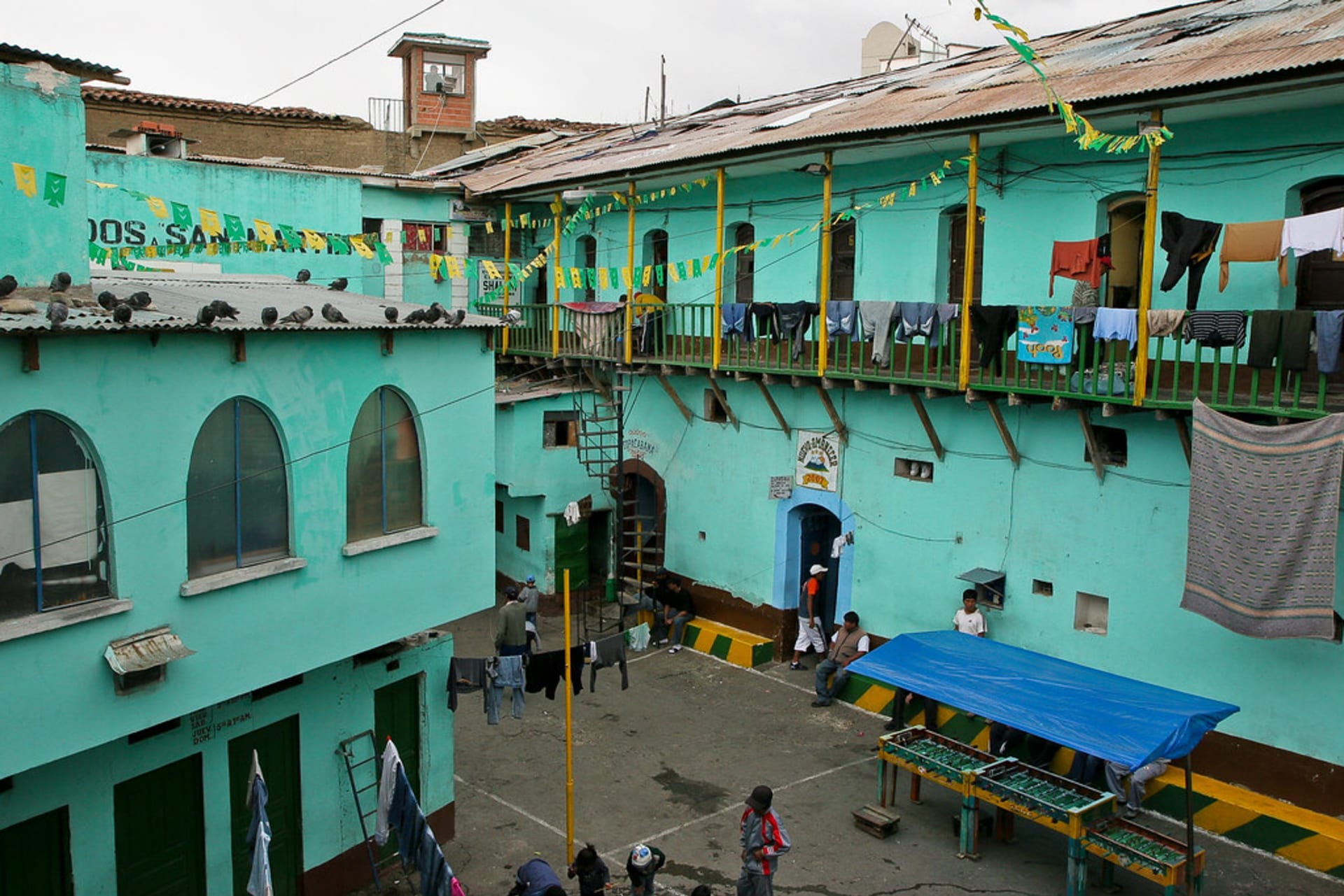 Věznice San Pedro v Bolívii