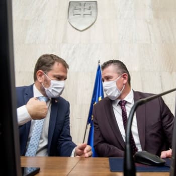 Jak obstojí nová slovenská vláda? Vlevo premiér Igor Matovič, vpravo ministr vnitra Roman Mikulec (oba OĽaNO)