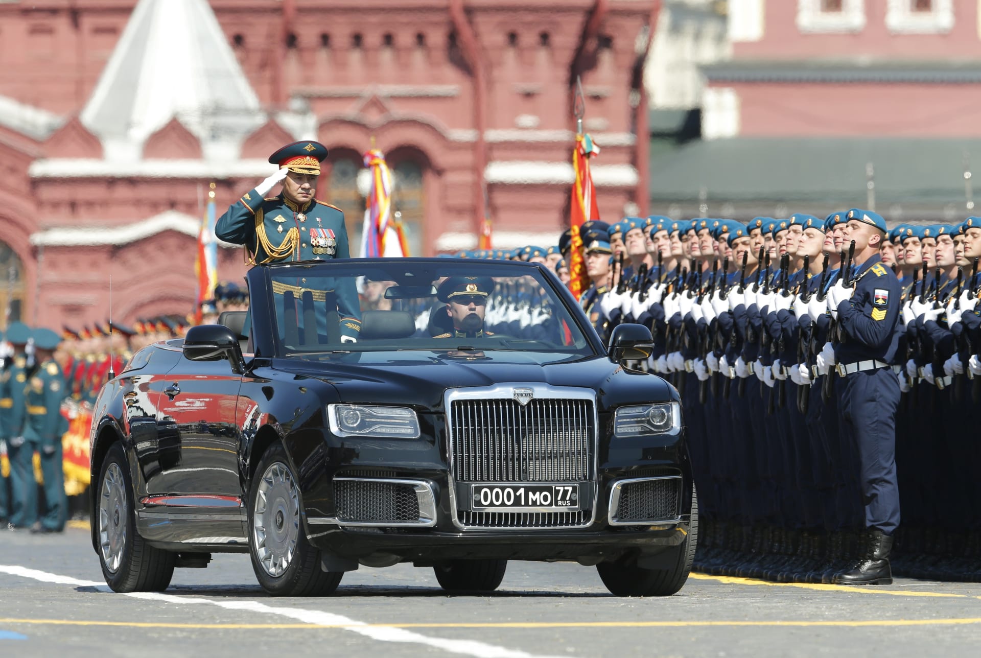 Ruský prezident Vladimir Putin se svým ministrem obrany Sergejem Šojguem