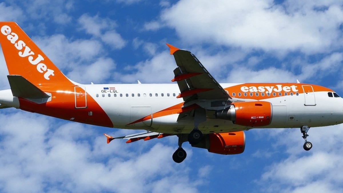 Aerolinky easyJet čelí soudu kvůli úniku údajů milionů pasažérů.
