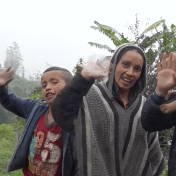 Kolumbijská rodina během pandemie natáčí návody, jak pěstovat potraviny