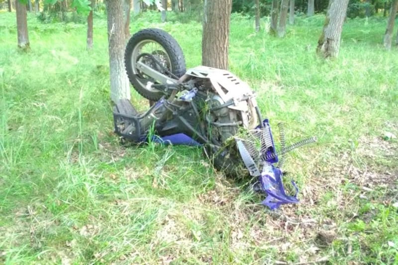 Při nehodě u Borohrádku zemřel další motorkář.
