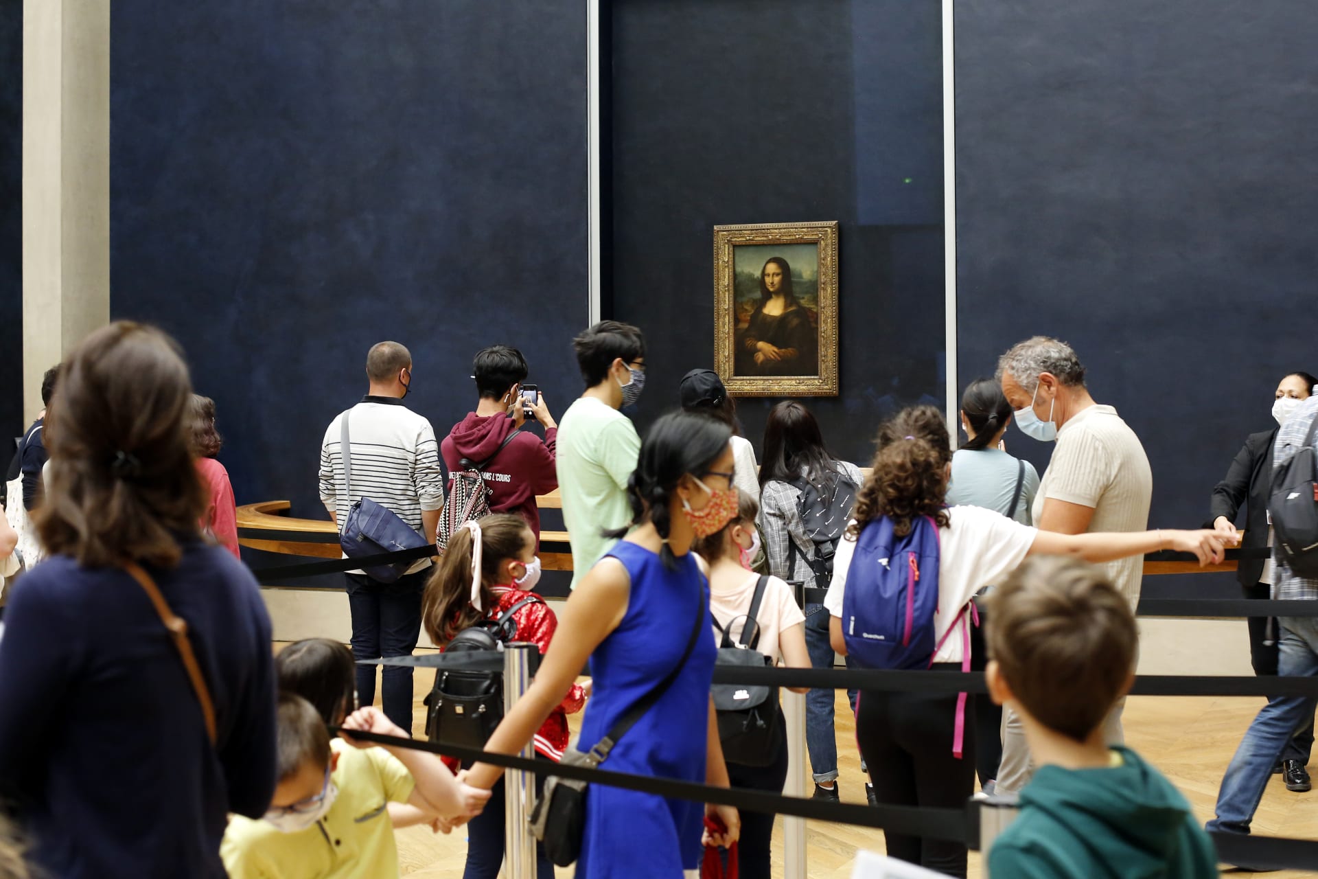 Louvre se po čtyřech měsících opět otevřel návštěvníků