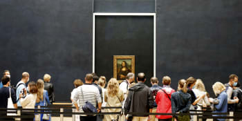 Jedině s rouškou a v omezeném počtu. Louvre se opět otevřel návštěvníkům