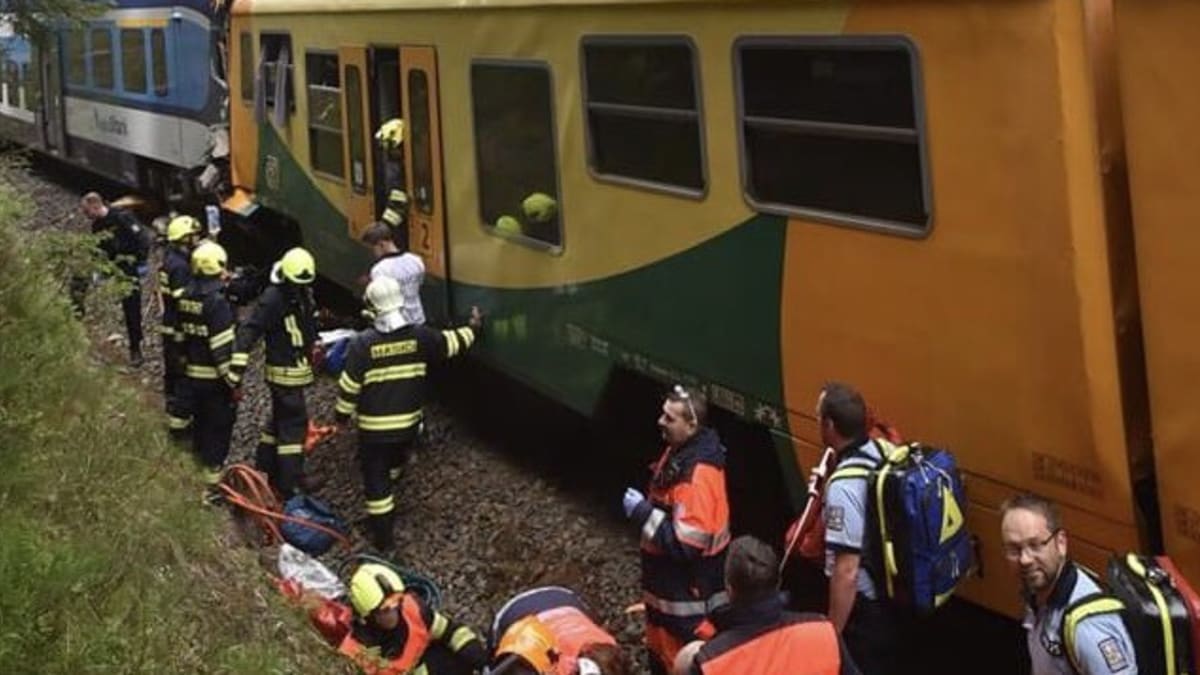 Nejtragičtější železniční nehodou za poslední dva měsíce byla ta u Perninku na Karlovarsku.