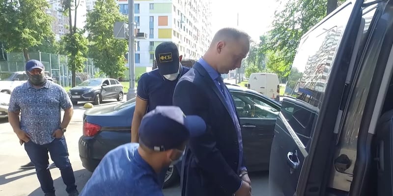 Zatčení Ivana Safronova