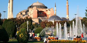 Istanbulský chrám Hagia Sofia se z muzea opět stane mešitou