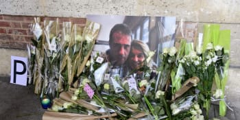 Zemřel francouzský řidič, kterého napadli, když vyžadoval po cestujících roušky