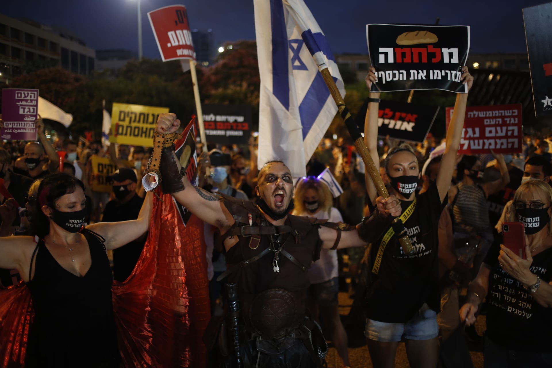 V Izraeli protestovalo více než 10 tisíc lidí.