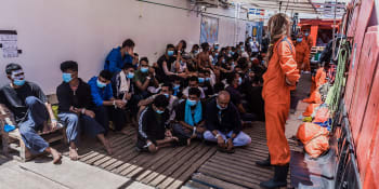 Cynická Evropo, probuď se, volají kvůli uprchlíkům premiéři Kalábrie a Sicílie