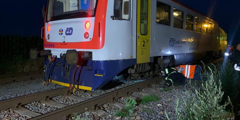 Na Chrudimsku vykolejil vlak, nikdo se nezranil