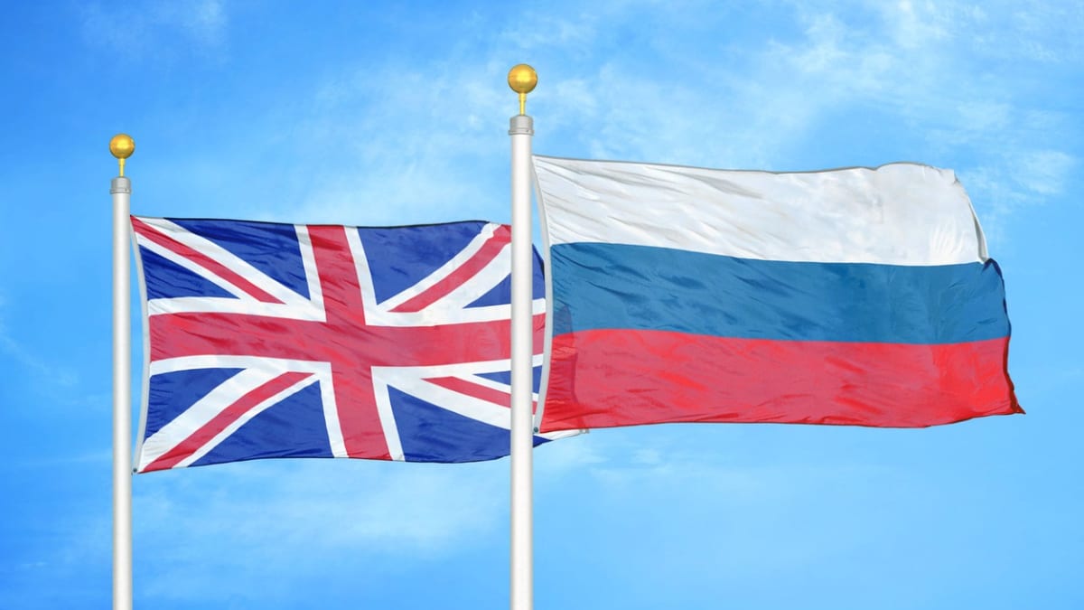 Vlajky Velké Británie a Ruska