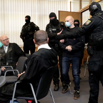 V Německu začal sledovaný soud s útočníkem na synagogu v Halle