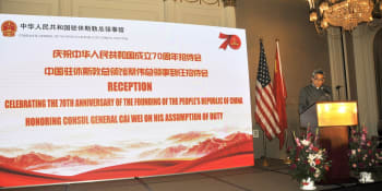 Provokace, porušení práva, hřímá Čína. USA požadují uzavření čínského konzulátu v Houstonu 