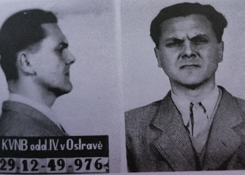 Popravený Miroslav Sýkora na policejním snímku. Po zatčení na podzim 1949.