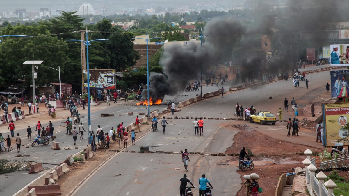 Násilná demonstrace v Mali. 
