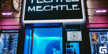 S nočním klubem Techtle Mechtle v Praze souvisí už 158 případů nákazy koronavirem