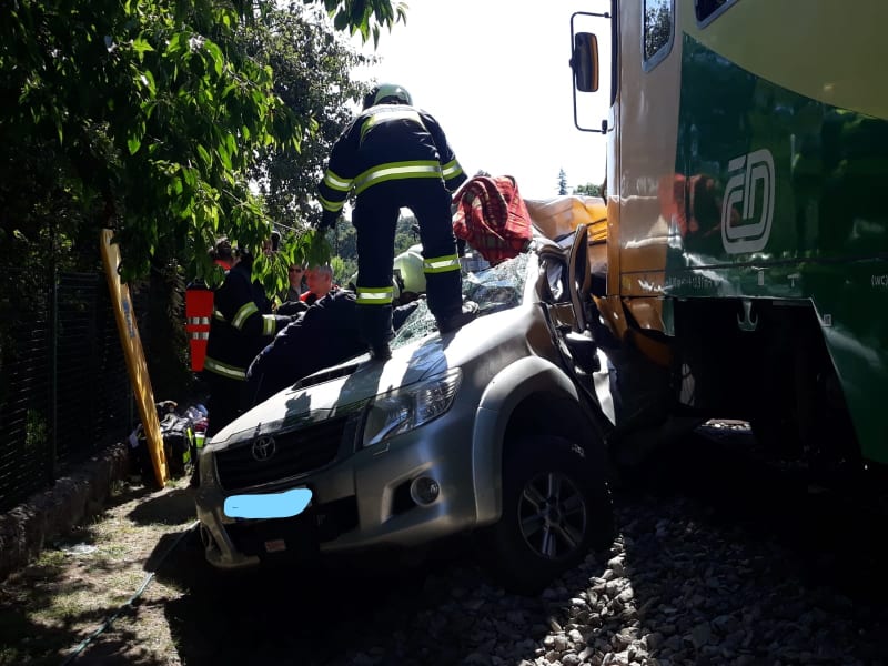 Nehoda se stala na železničním přejezdu v Mačkově.