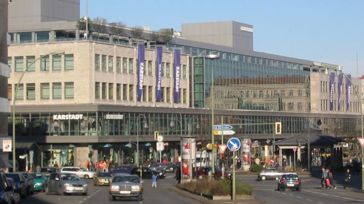 Obchodní dům Karstadt na Hermannplatz.